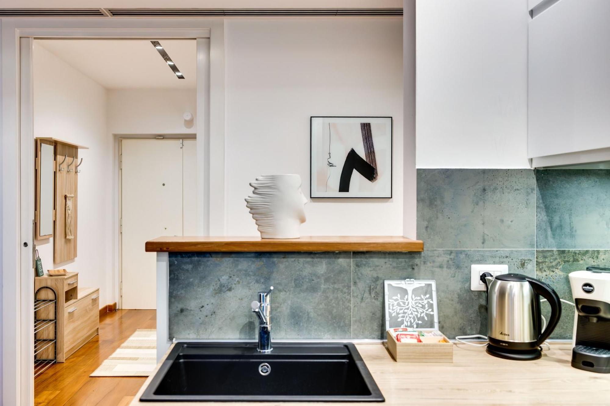 Coviello Vatican Apartment